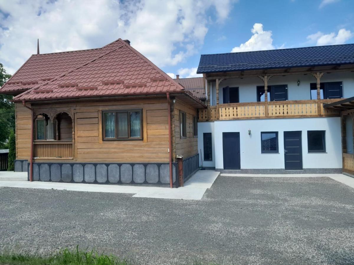 Hotel Casa De Langa Padure Sighetu Marmaţiei Exterior foto