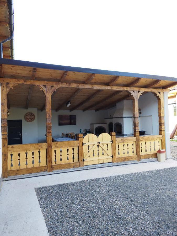 Hotel Casa De Langa Padure Sighetu Marmaţiei Exterior foto